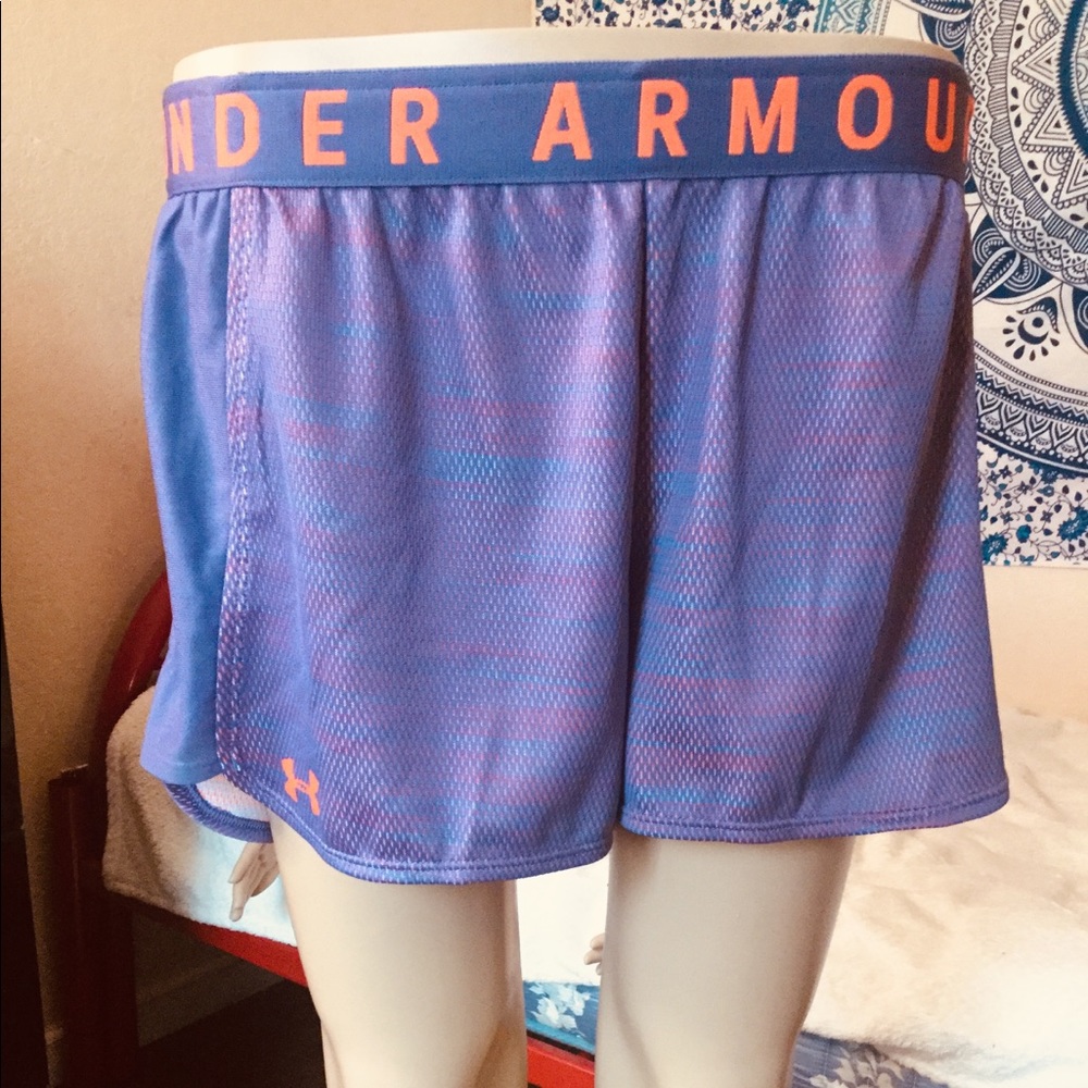 Running shorts